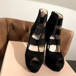 Prada Black Suede Pumps Sz 40